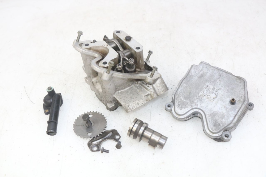 photo de CULATA PEUGEOT SATELIS 125 (2010 - 2012) - Marcados y referencias originales