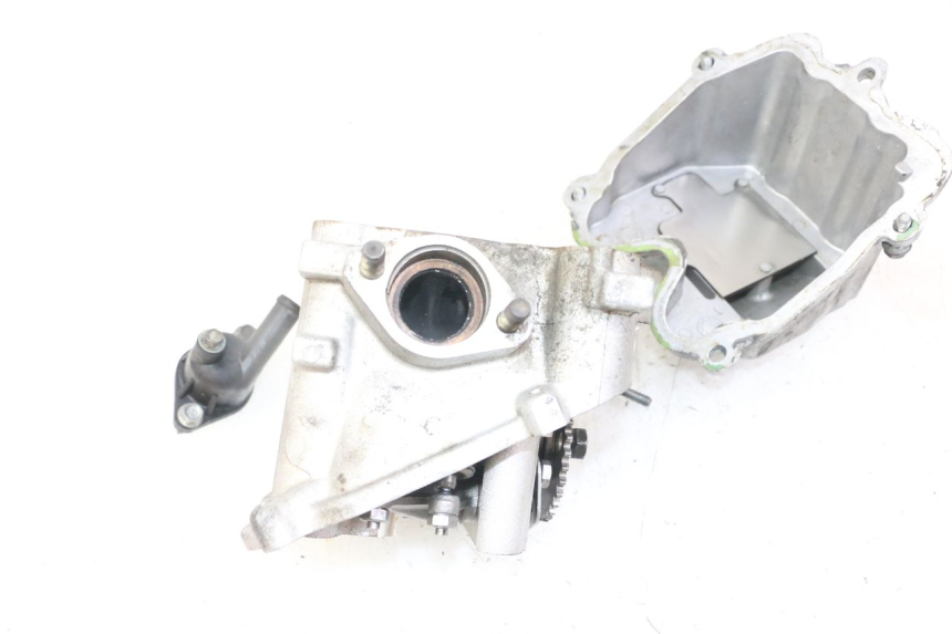 photo de CULATA PEUGEOT SATELIS 125 (2013 - 2018) - Detalles de los puntos de fijación