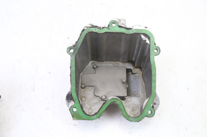 photo de CULATA PEUGEOT SATELIS 125 (2013 - 2018) - Enfoque en la estructura