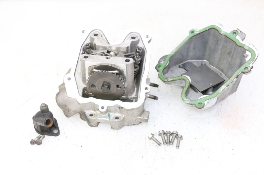 photo de CULATA PEUGEOT SATELIS 125 (2013 - 2018) - Otra vista del artículo