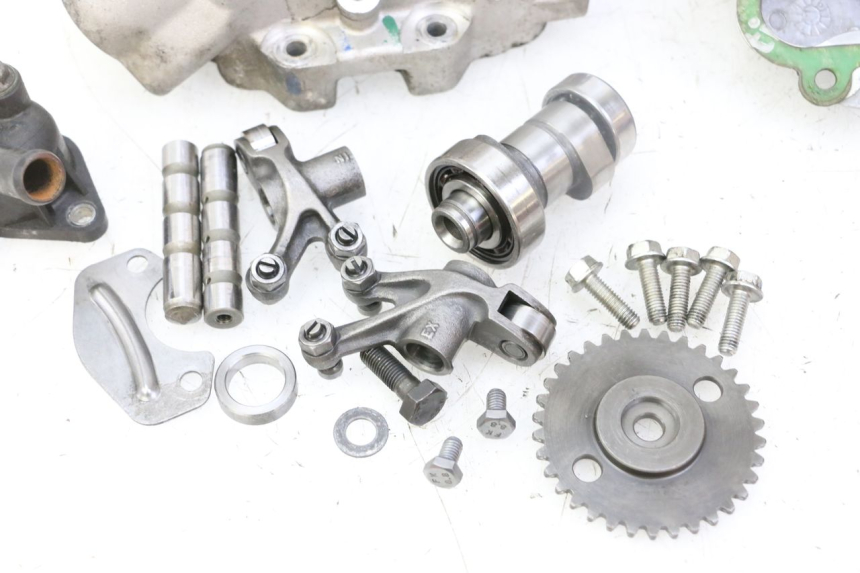 photo de CULATA PEUGEOT SATELIS 125 (2013 - 2018) - Detalle de la pieza