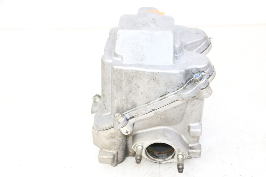 photo de CULATA PEUGEOT SATELIS 125 (2013 - 2018) - Estado de la superficie y material