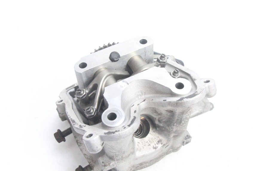 photo de CULATA PEUGEOT SATELIS 125 (2006 - 2009) - Otra perspectiva