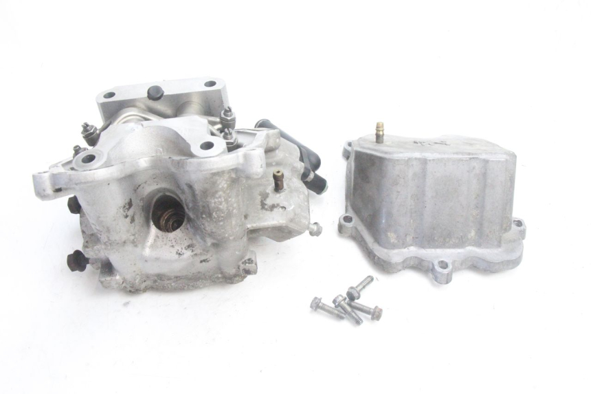 photo de CULATA PEUGEOT SATELIS 125 (2006 - 2009) - Primer plano técnico