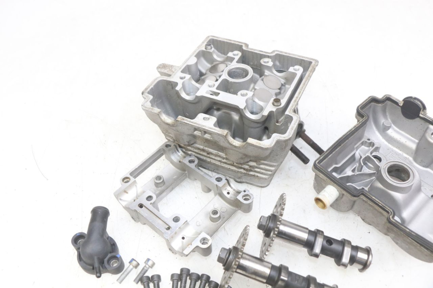 photo de CULATA APRILIA SCARABEO LIGHT 125 (2007 - 2011) - Ángulo de visión alternativo