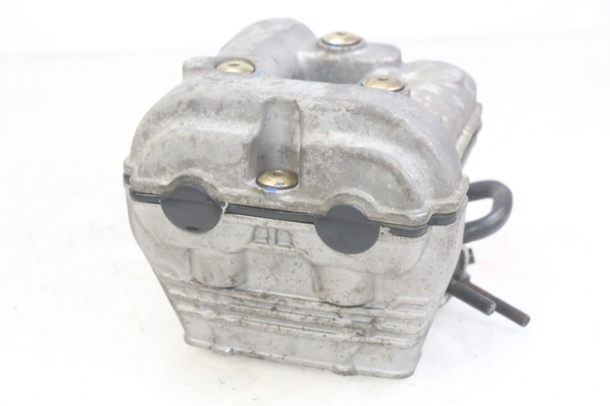 photo de CULATA APRILIA SCARABEO LIGHT 125 (2007 - 2011) - Detalles de los puntos de fijación