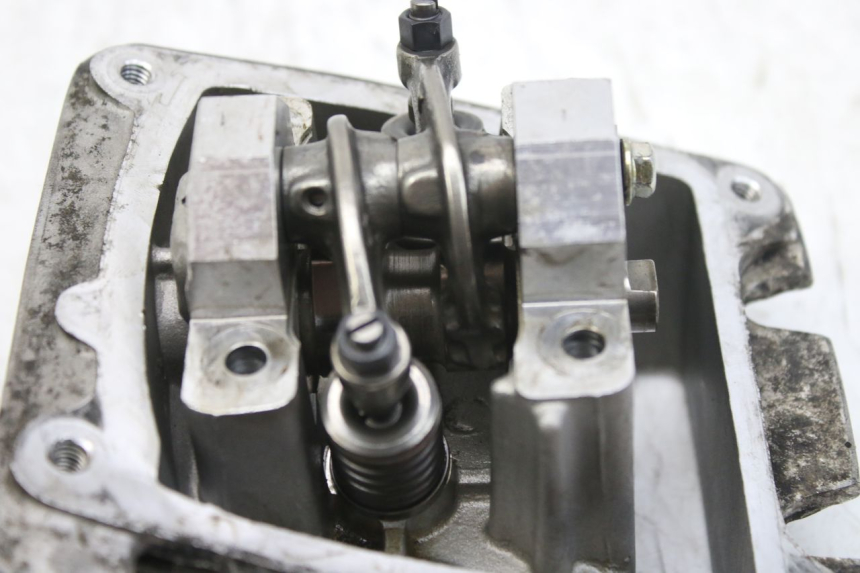 photo de CULATA APRILIA SCARABEO 100 (2003 - 2012) - Otra perspectiva