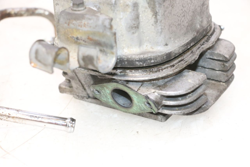 photo de CULATA HONDA SCV LEAD 100 (2003 - 2007) - Otra perspectiva