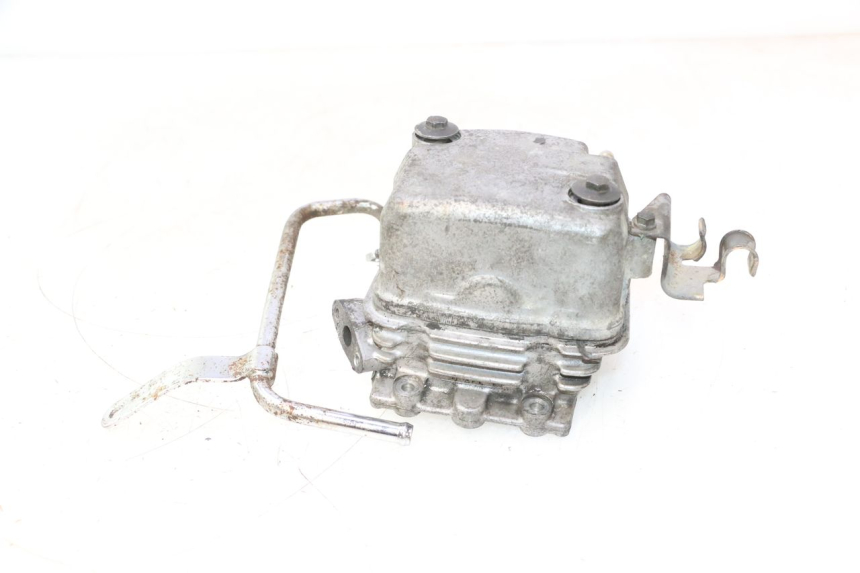 photo de CULATA HONDA SCV LEAD 100 (2003 - 2007) - Primer plano técnico