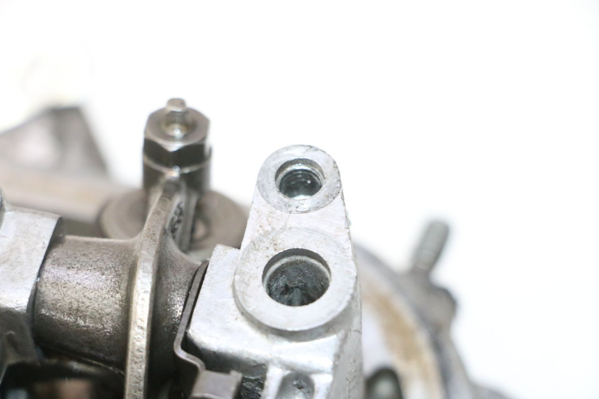 photo de CULATA HONDA SCV LEAD 100 (2003 - 2007) - Marcados y referencias originales