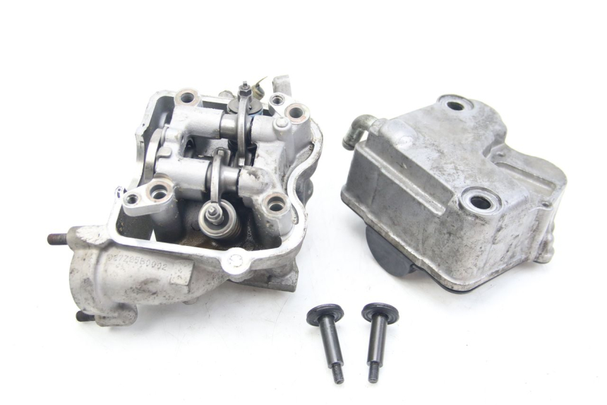 photo de CULATA SUZUKI SIXTEEN 125 (2008 - 2010) - Vista principal