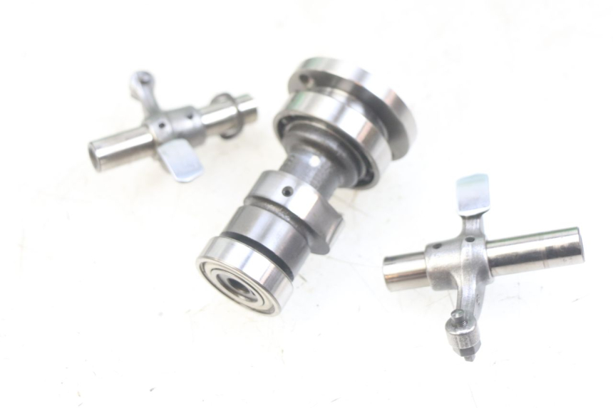 photo de CULATA SUZUKI SIXTEEN 125 (2008 - 2010) - Otra vista del artículo