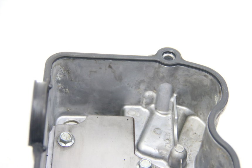 photo de CULATA SUZUKI SIXTEEN 125 (2008 - 2010) - Perfil de la pieza de repuesto