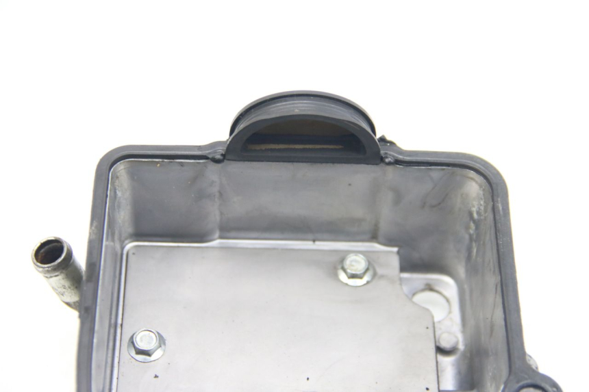 photo de CULATA SUZUKI SIXTEEN 125 (2008 - 2010) - Detalle de la pieza