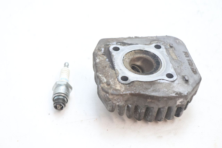 photo de CULATA PEUGEOT SPEEDFIGHT 2 AC 50 (2000 - 2009) - Otra perspectiva