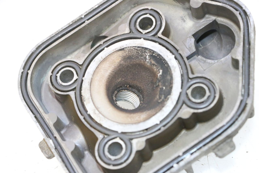 photo de CULATA PEUGEOT SPEEDFIGHT LC 50 (1996 - 2002) - Otra perspectiva