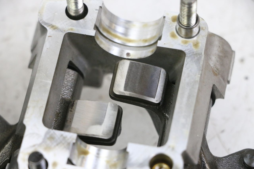 photo de CULATA SUZUKI BURGMAN 125 (2015 - 2017) - Inspección visual detallada