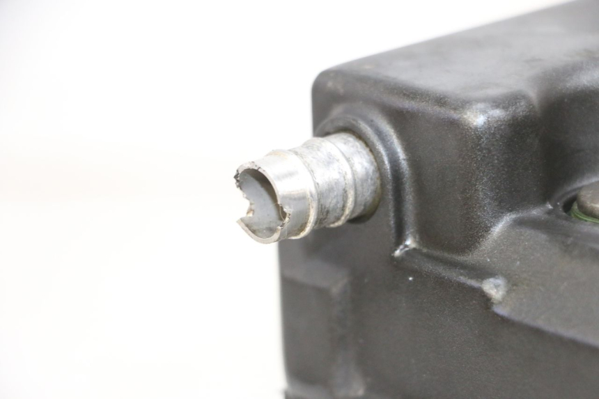 photo de CULATA YAMAHA TDM ABS 900 (2002 - 2014) - Detalles de los puntos de fijación