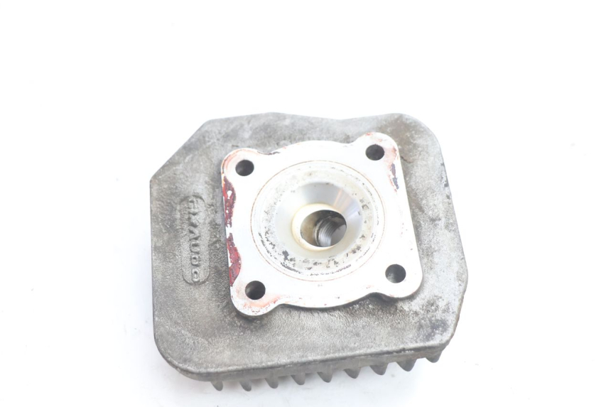 photo de CULATA PEUGEOT TREKKER 50 (1995 - 2004) - Otra perspectiva