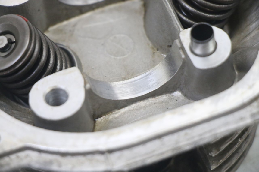 photo de CULATA PEUGEOT V-CLIC VCLIC 50 (2007 - 2013) - Recambio usado revisado