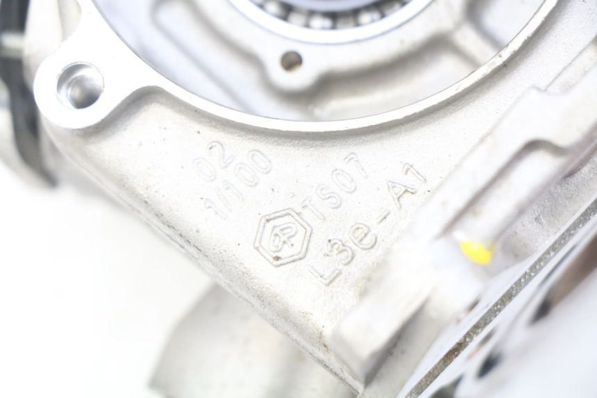 photo de CULATA PIAGGIO VESPA GTS IGET ABS 125 (2017 - 2023) - Zoom estado de uso