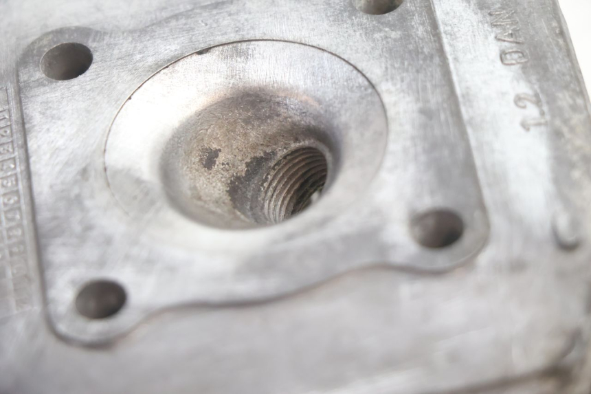 photo de CULATA PEUGEOT VIVACITY 50 (2004 - 2009) - Primer plano técnico