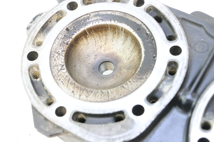 photo de CULATA YAMAHA WAVE RUNNER GP R 1200 (2000 - 2003) - Zoom estado de uso