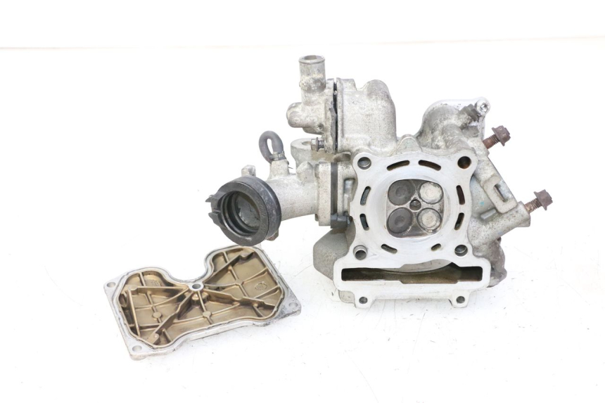 photo de CULATA YAMAHA X-MAX XMAX 125 (2010 - 2013) - Enfoque en la estructura