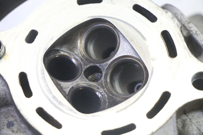 photo de CULATA YAMAHA X-MAX XMAX 125 (2010 - 2013) - Marcados y referencias originales