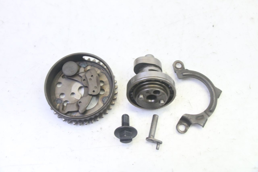 photo de CULATA YAMAHA X-MAX XMAX 125 (2010 - 2013) - Recambio usado revisado