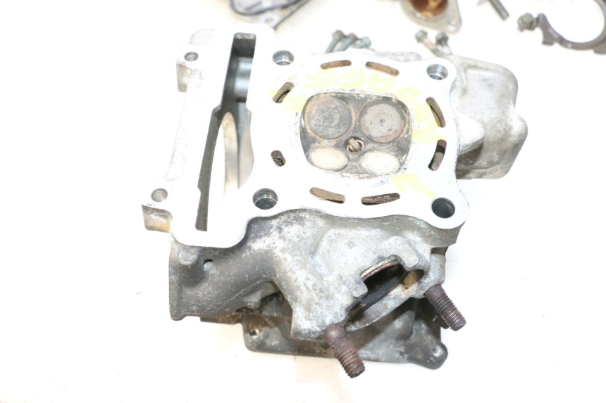 photo de CULATA YAMAHA XMAX X-MAX 125 (2006 - 2009) - Detalle de la pieza