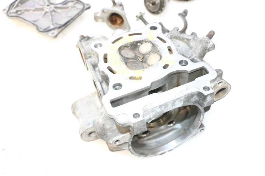 photo de CULATA YAMAHA XMAX X-MAX 125 (2006 - 2009) - Otra perspectiva