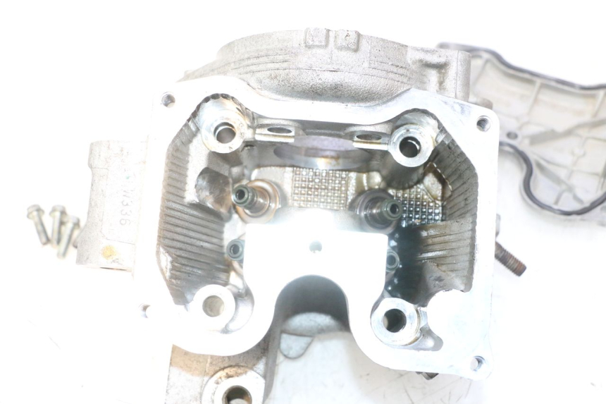 photo de CULATA YAMAHA X-MAX XMAX 125 (2010 - 2013) - Primer plano de alta resolución