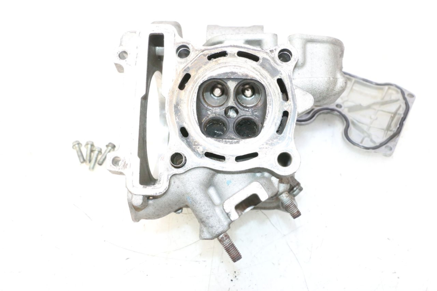 photo de CULATA YAMAHA X-MAX XMAX 125 (2010 - 2013) - Estado de la superficie y material