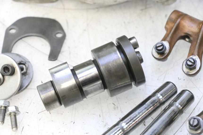 photo de CULATA PIAGGIO X9 EVOLUTION 125 (2003 - 2007) - Primer plano técnico