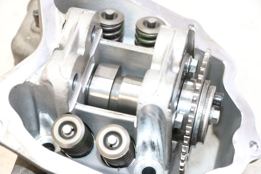 photo de CULATA PIAGGIO XEVO - X EVO 125 (2007 - 2017) - Marcados y referencias originales