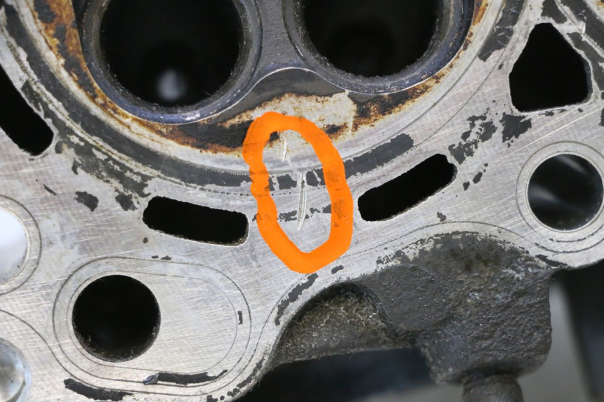 photo de CULATA YAMAHA XJ6 ABS 600 (2008 - 2016) - Otra vista del artículo