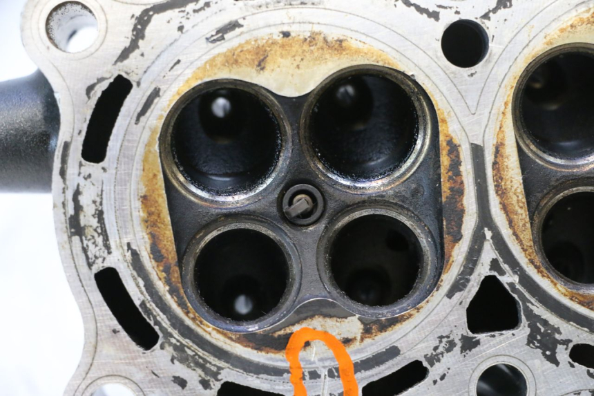 photo de CULATA YAMAHA XJ6 ABS 600 (2008 - 2016) - Marcados y referencias originales