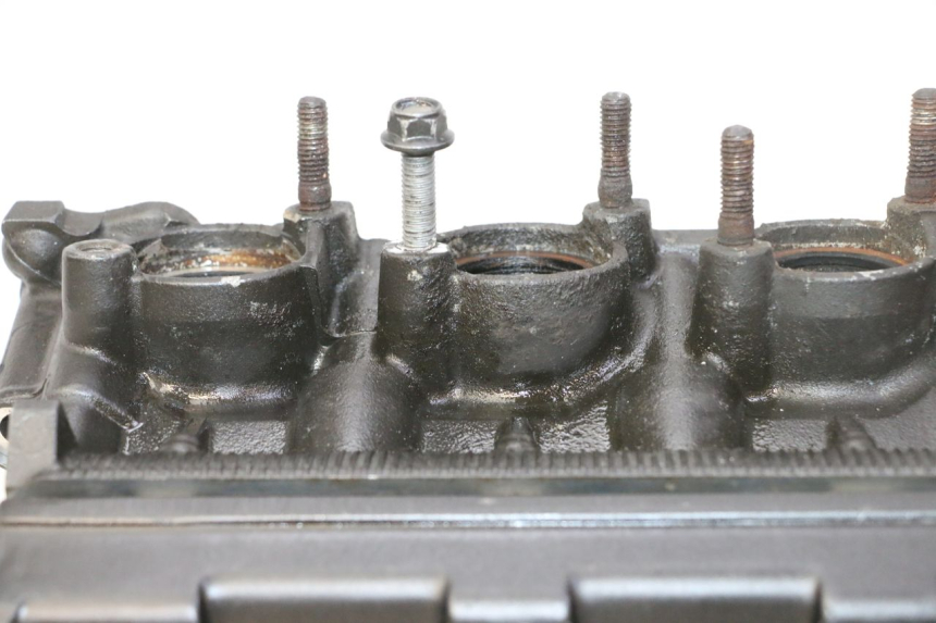 photo de CULATA YAMAHA XJ6 600 (2008 - 2016) - Otra vista del artículo