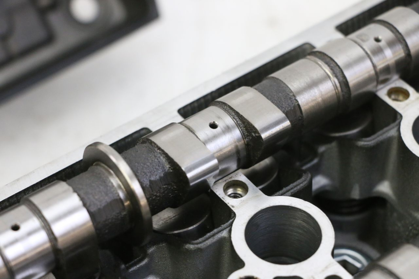 photo de CULATA YAMAHA XJ6 600 (2008 - 2016) - Marcados y referencias originales