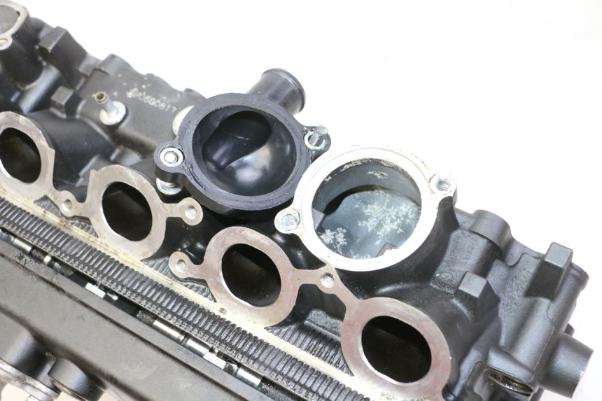 photo de CULATA YAMAHA XJ6 600 (2008 - 2016) - Otra perspectiva