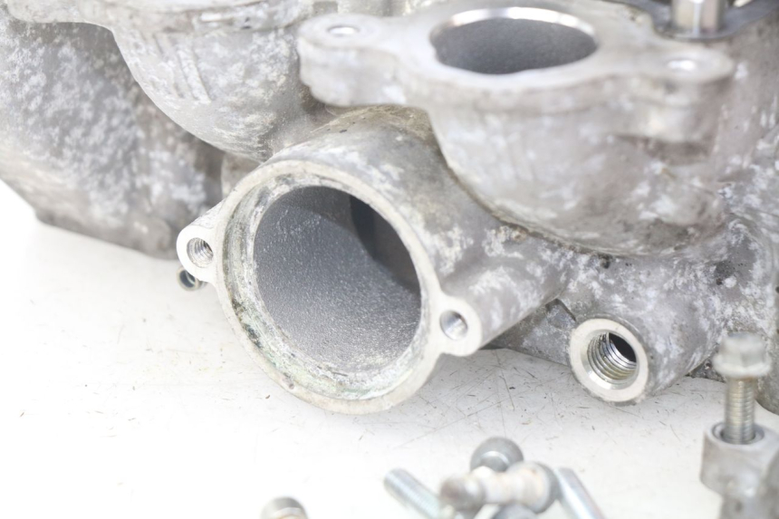 photo de CULATA YAMAHA XP T-MAX TMAX ABS 530 (2012 - 2015) - Zoom sobre los componentes