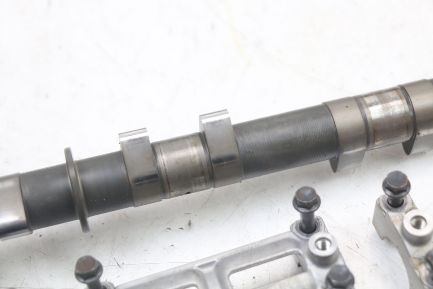 photo de CULATA YAMAHA FJR ABS 1300 (2006 - 2012) - Inspección visual detallada