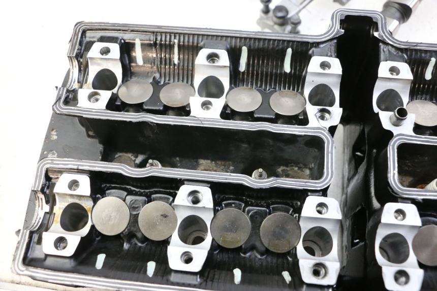 photo de CULATA YAMAHA FZS FAZER 600 (2001 - 2003) - Enfoque en la estructura