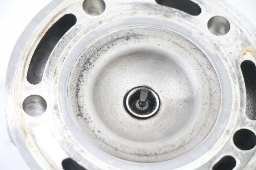 photo de CULATA YAMAHA YZ 125 (2006 - 2016) - Detalles de los puntos de fijación