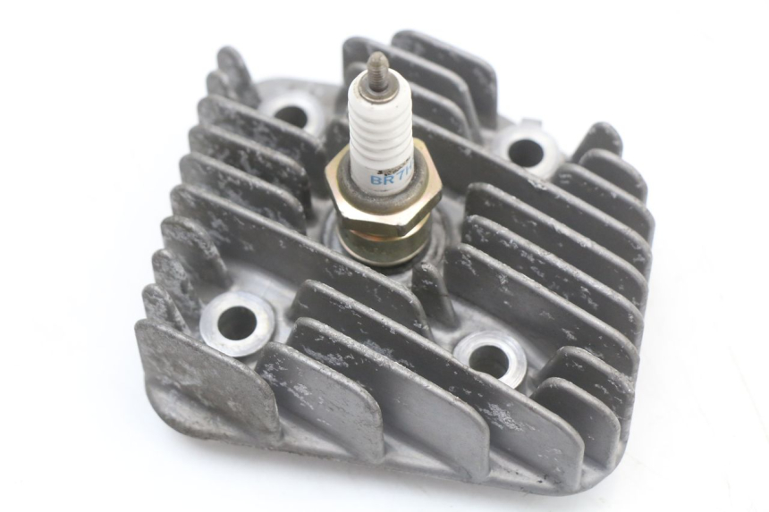 photo de CULATA YAMAHA YE ZEST 50 (1992 - 1998) - Detalle de la pieza