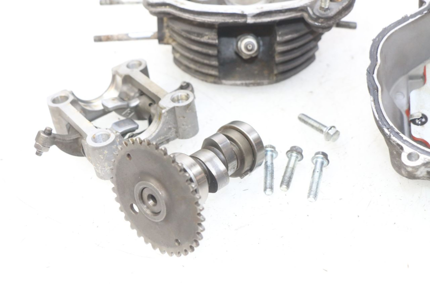 photo de CULATA YAMASAKI YM T 125 (2015 - 2020) - Inspección visual detallada