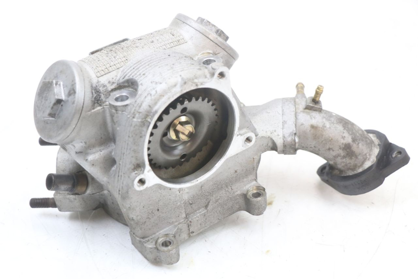 photo de CULATA YAMAHA YP MAJESTY 125 (2002 - 2006) - Zoom estado de uso