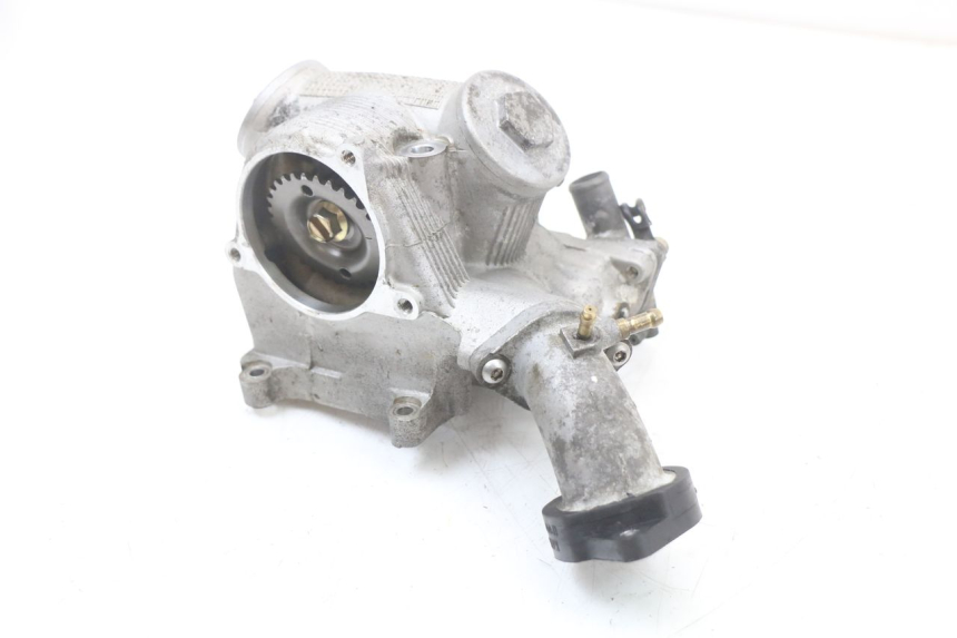 photo de CULATA YAMAHA YP MAJESTY 125 (2002 - 2006) - Otra perspectiva