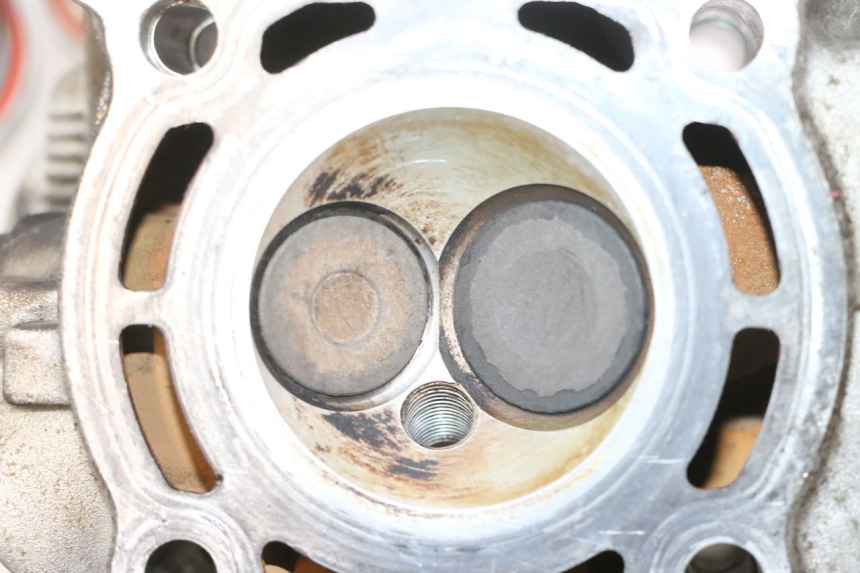 photo de CULATA YAMAHA YP MAJESTY 125 (2007 - 2010) - Características distintivas